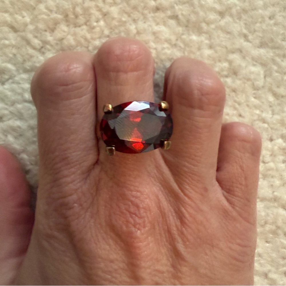 Gold Ring with Deep Red Gemstone